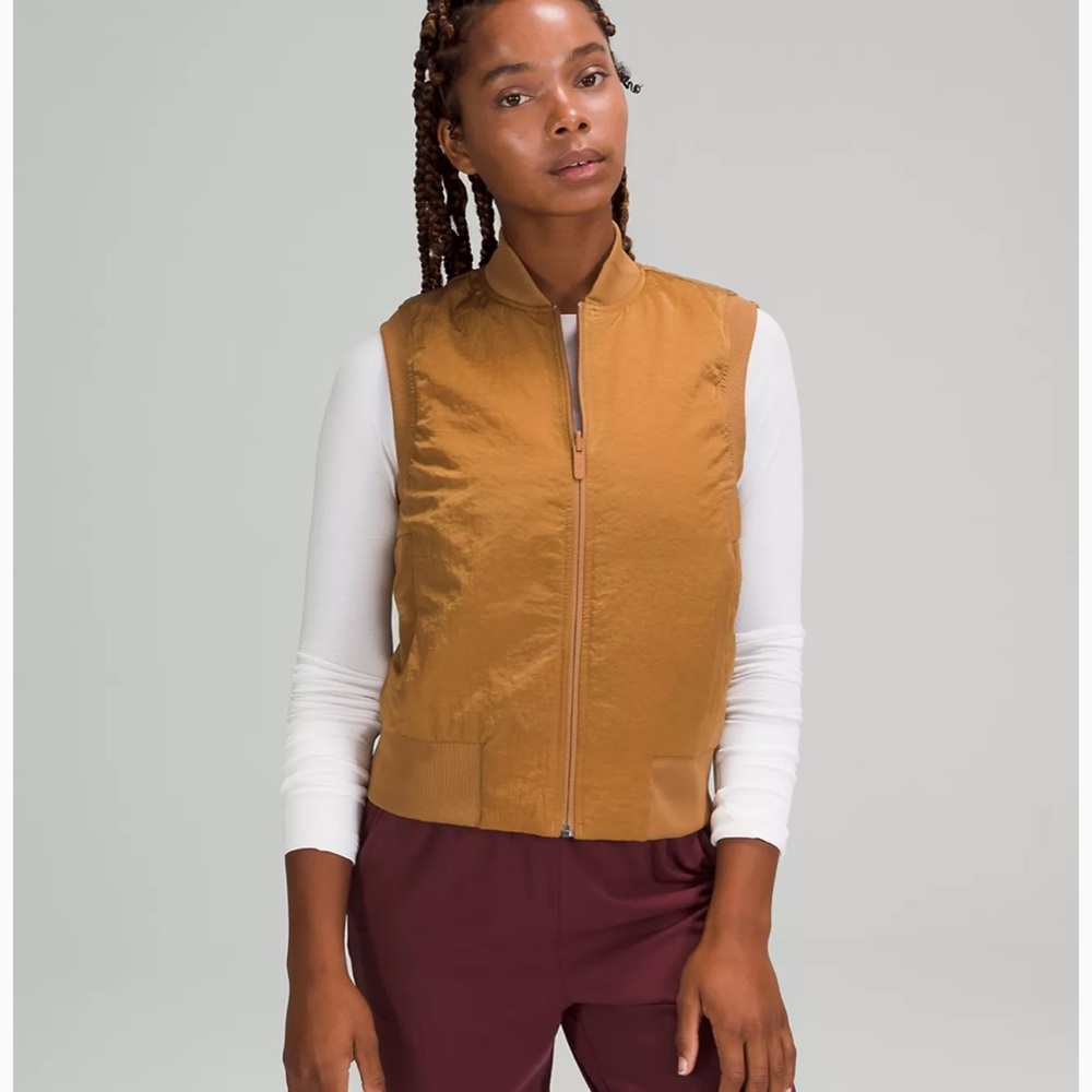 Brand new Lululemon women’s on the move vest size 8